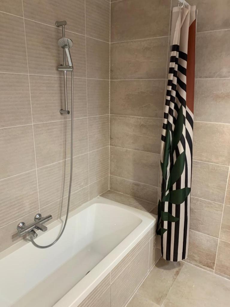 72 M² Avec Jardin 100 M² - 2 Appartement